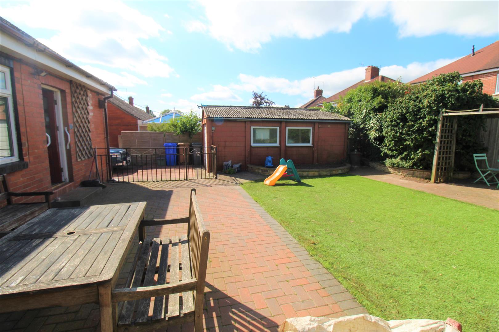 Malcolm Close, Baddeley Green, Stoke-On-Trent